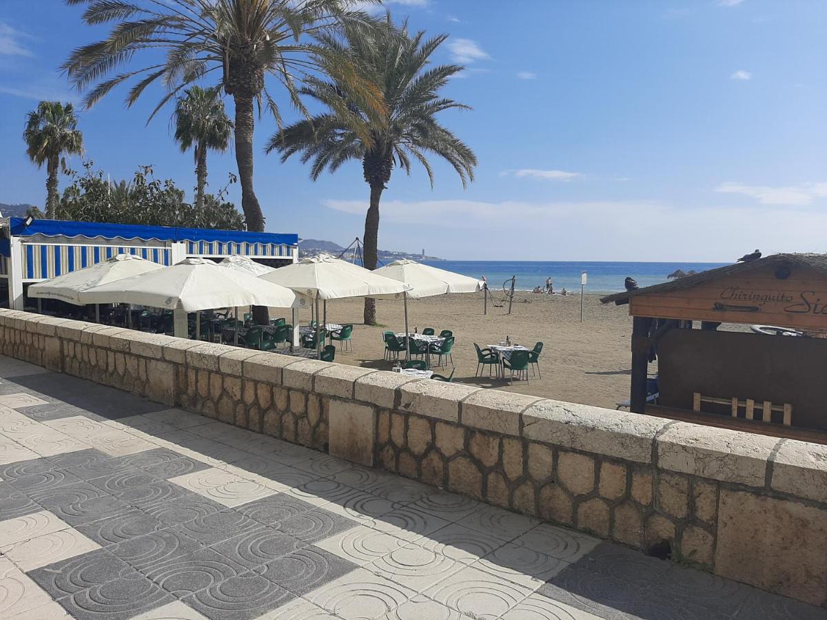 Apartamento Malaga Port Exterior photo