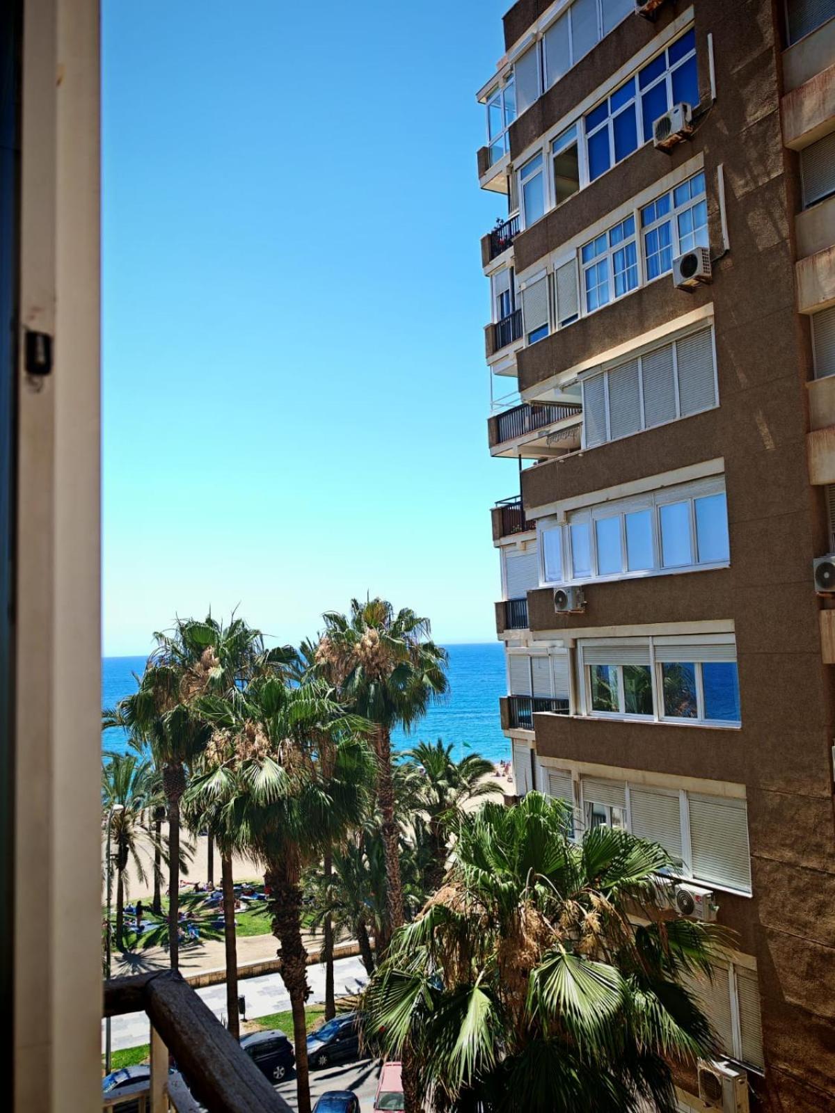 Apartamento Malaga Port Exterior photo