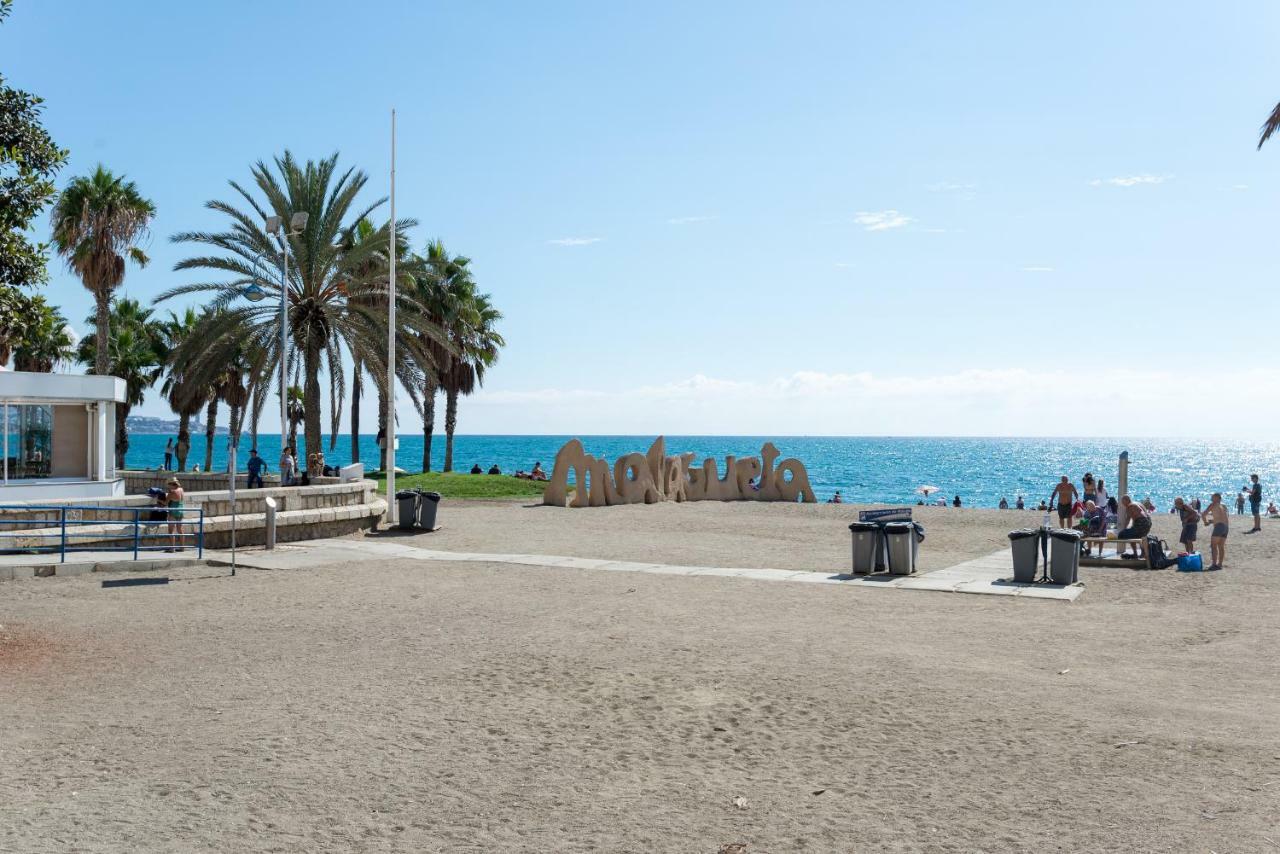 Apartamento Malaga Port Exterior photo