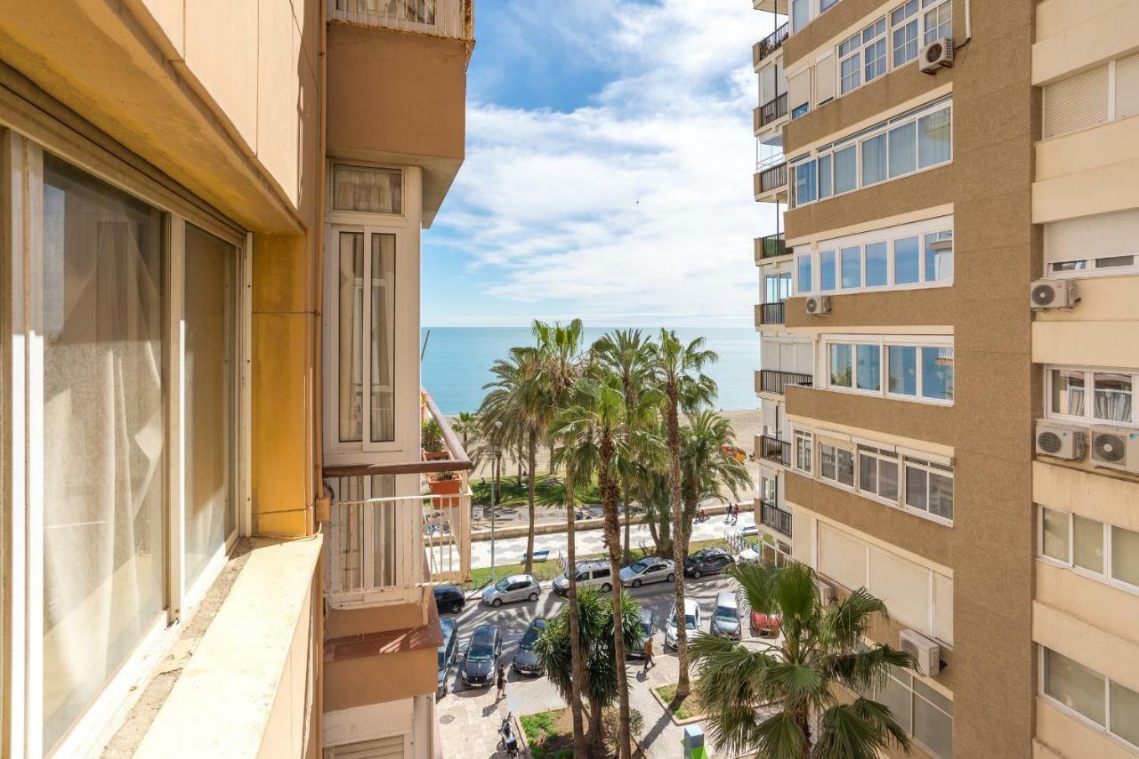 Apartamento Malaga Port Exterior photo