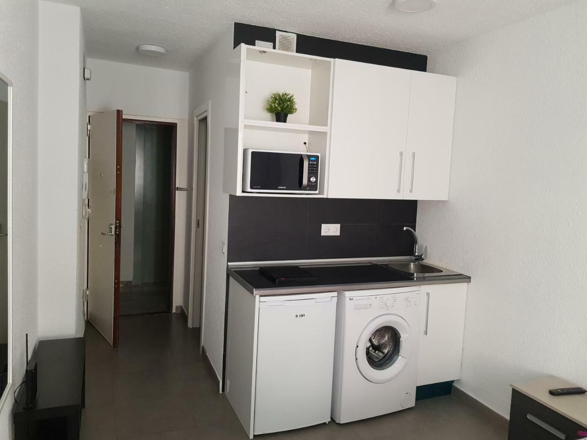 Apartamento Malaga Port Exterior photo